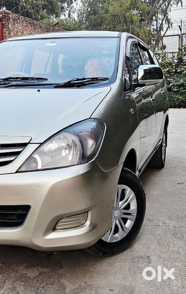 Toyota Innova 2.5 G (diesel) 7 Seater, 2010, Diesel