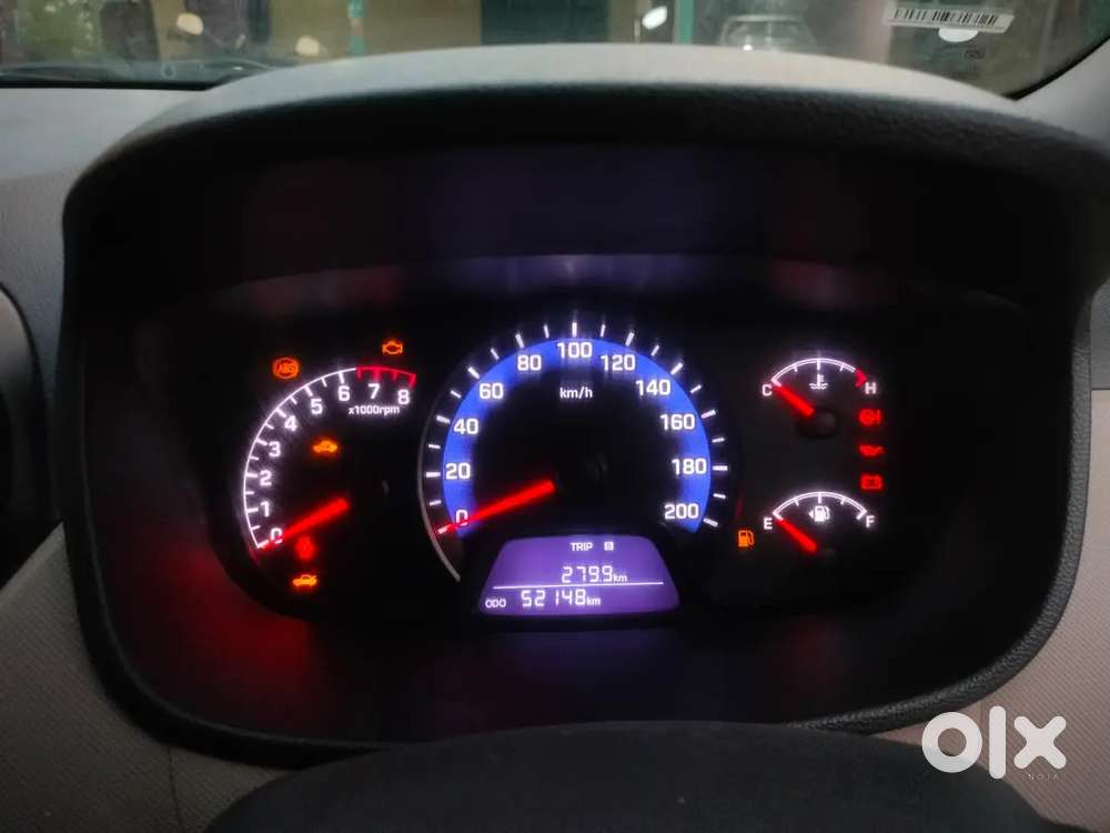 Hyundai Xcent Petrol 2015