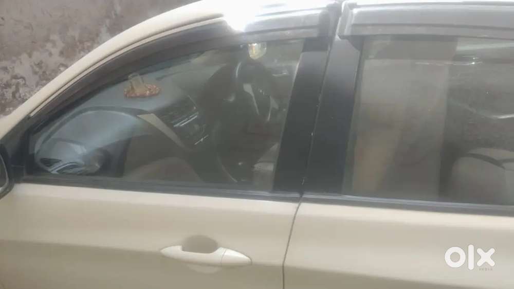 Hyundai New Verna 2012