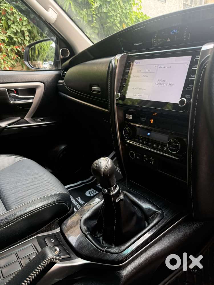 Toyota Fortuner 4x2 Mt 2.7 Petrol, 2024, Petrol