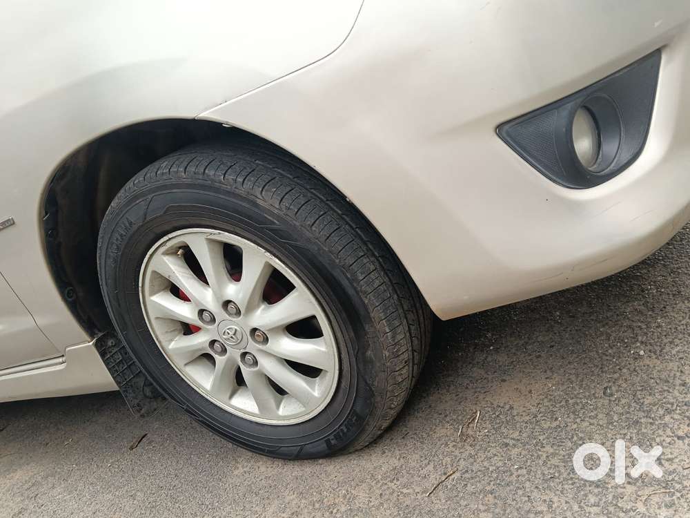 Toyota Innova 2.5 Ev (diesel) Ps 8 Seater Bs Iv, 2013, Diesel