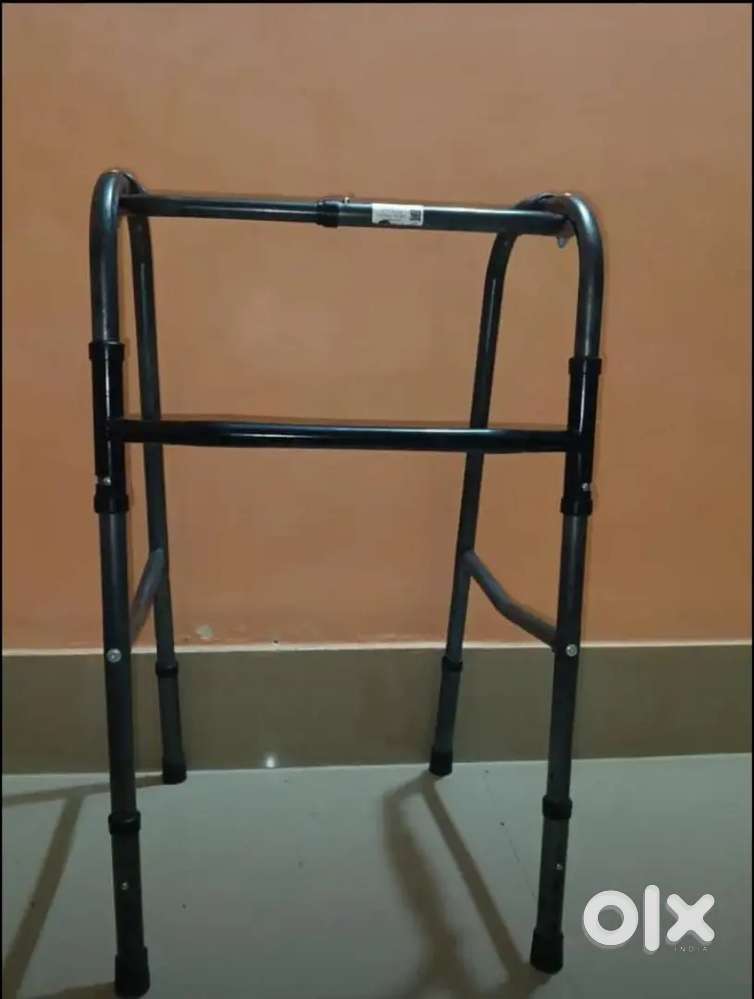 Foldable  Walker for senior person