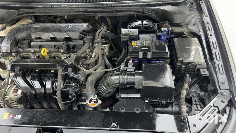 Hyundai Verna 1.5 Sx Petrol Mt, 2023, Petrol