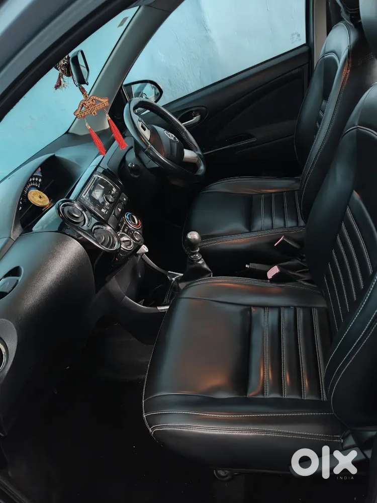Toyota Etios Cross 2015