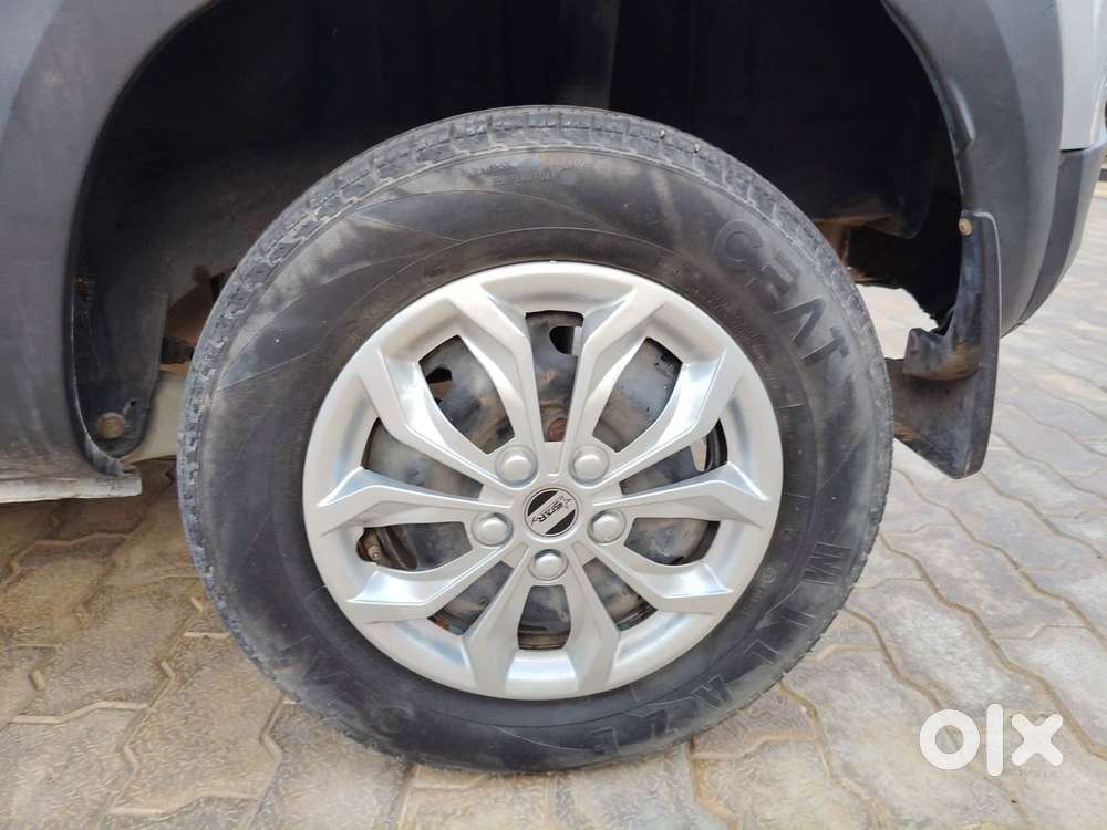 Renault Kwid 2019-ongoing 1.0 Rxt (o), 2017, Petrol