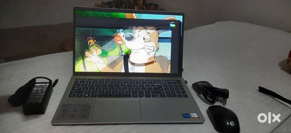 Dell Inspiron 15 3530 i5  16GB  1TB  Very Lightly Used
