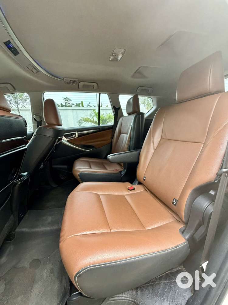 Toyota Innova Crysta [2020-ongoing] 2.4 Zx At 7 Str, 2022, Diesel