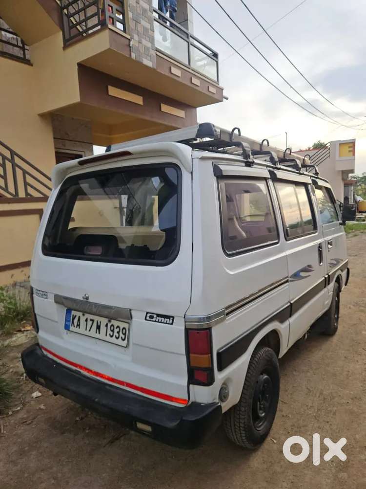 Maruti Suzuki Omni 2010