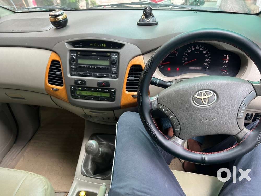 Toyota Innova Diesel 2011