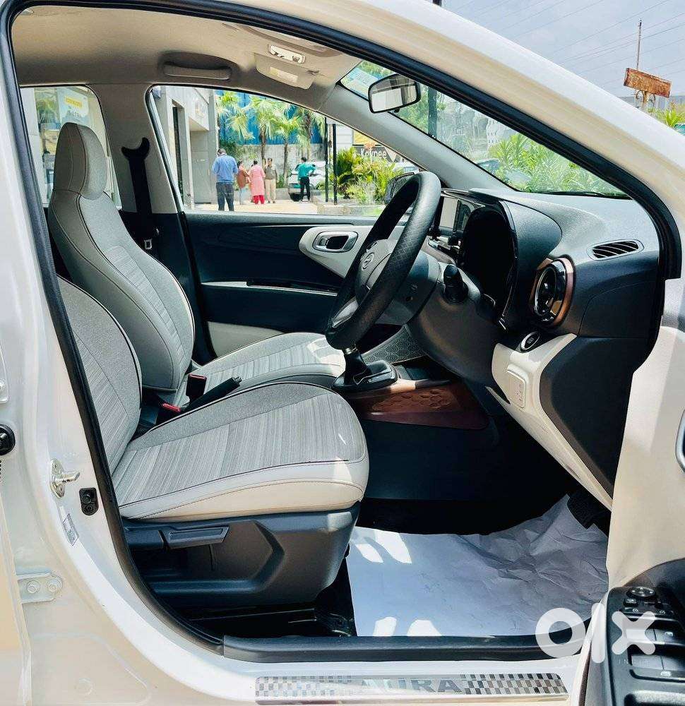Hyundai Aura Sx Plus Automatic, 2022, Petrol