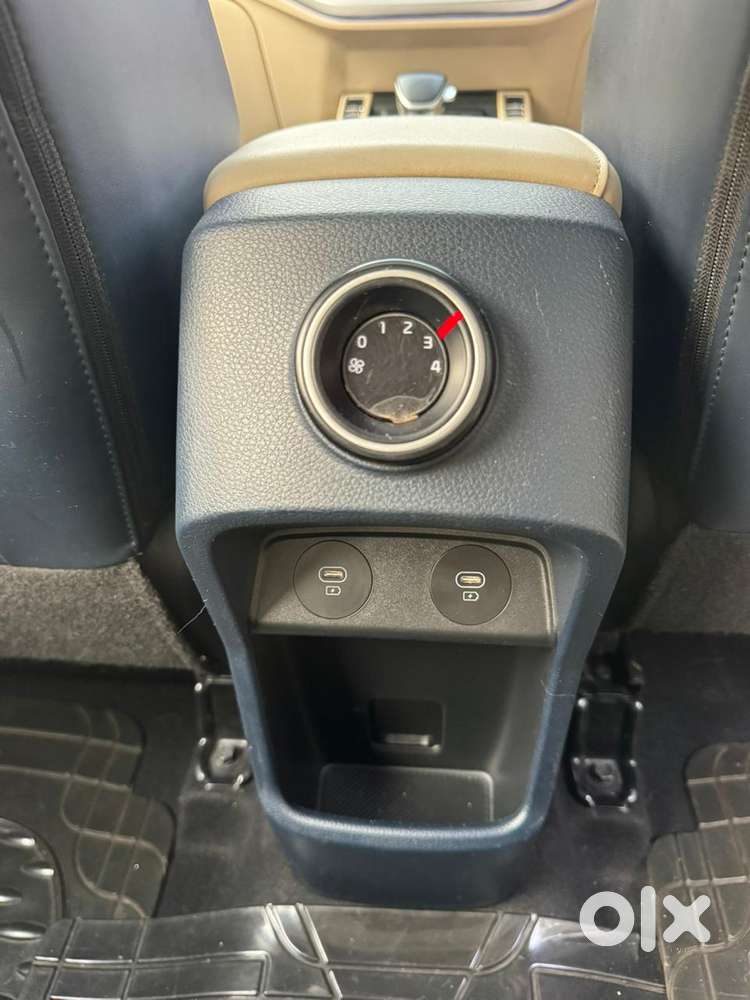 Kia Carens 1.5 Luxury Plus Turbo 7 Str, 2022, Petrol