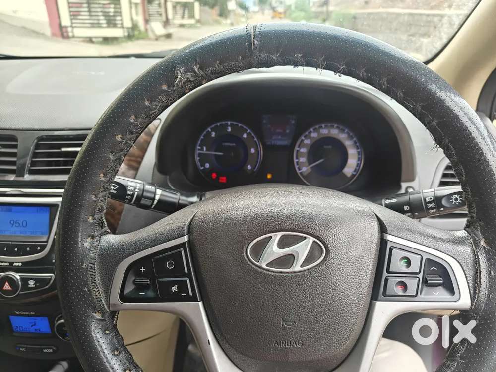 Hyundai Verna Diesel Manual 2012 Car