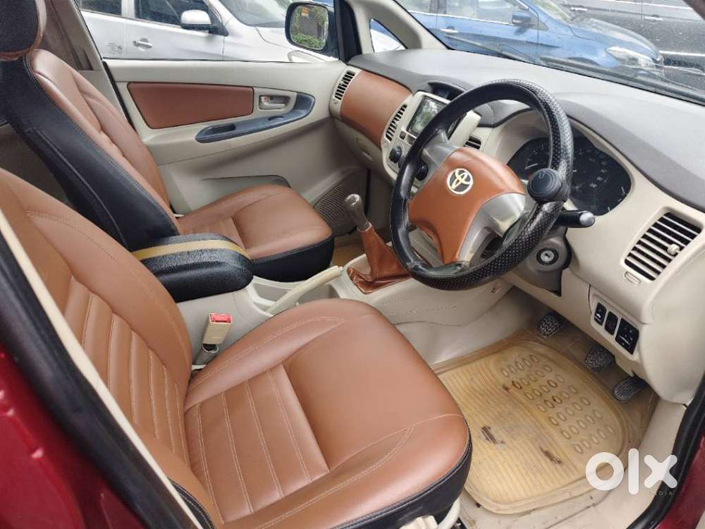 Toyota Innova 2.5 Gx 8 Str Bs-iii, 2014, Diesel