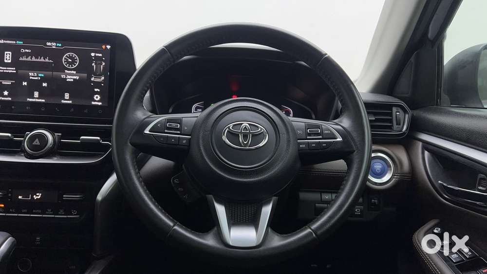 Toyota Urban Cruiser Hyryder V Hybrid Aero Edition, 2023