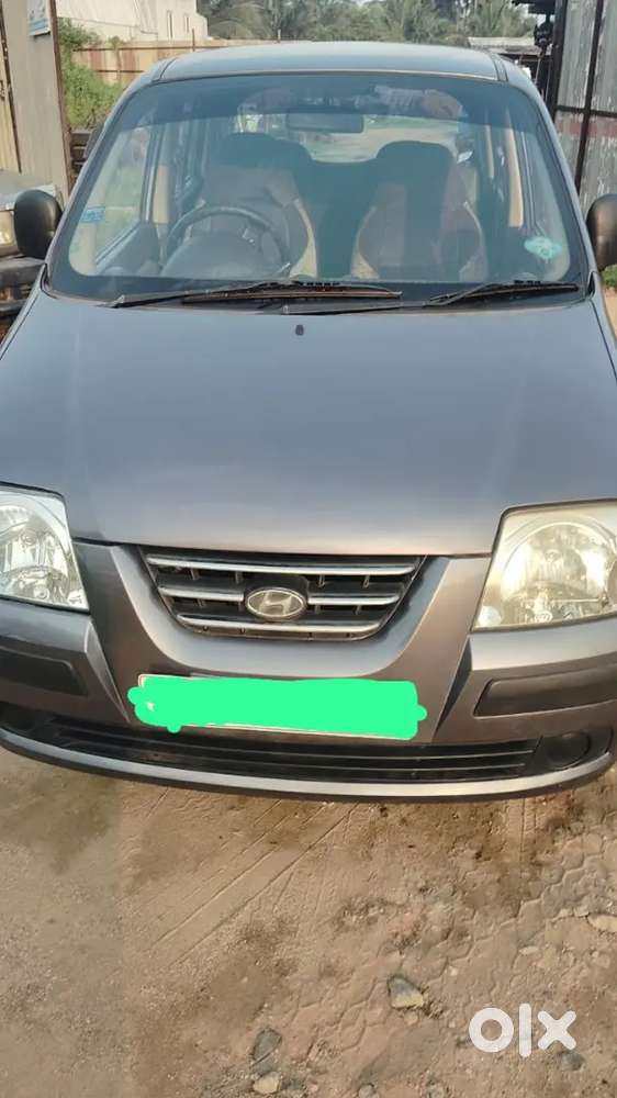 Hyundai Staria 2012