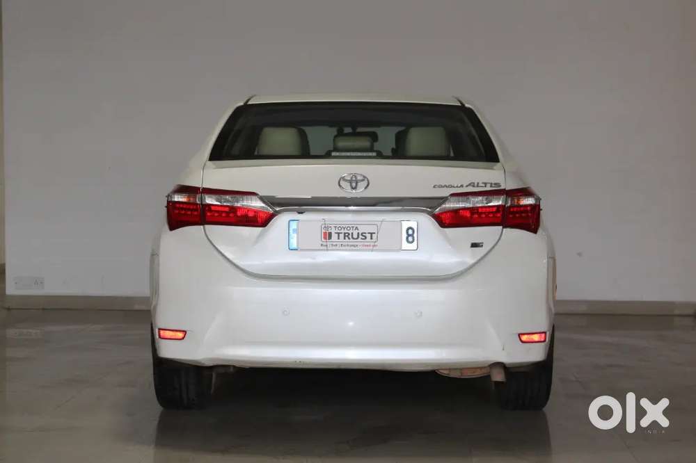 Toyota Corolla Altis 1.8 V Automatic