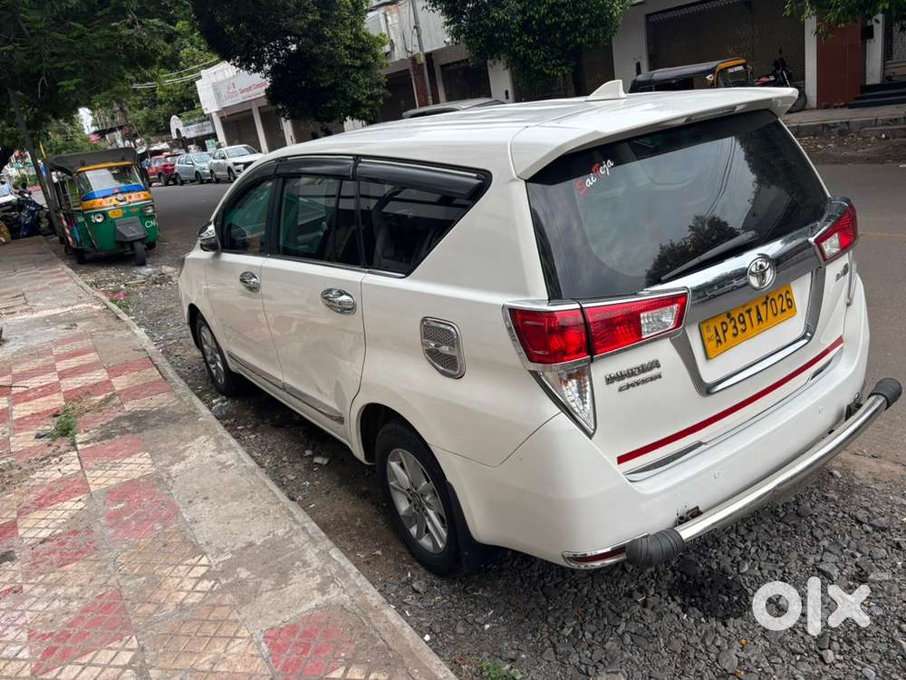 Toyota Innova Crysta 2019 Diesel Well Maintained