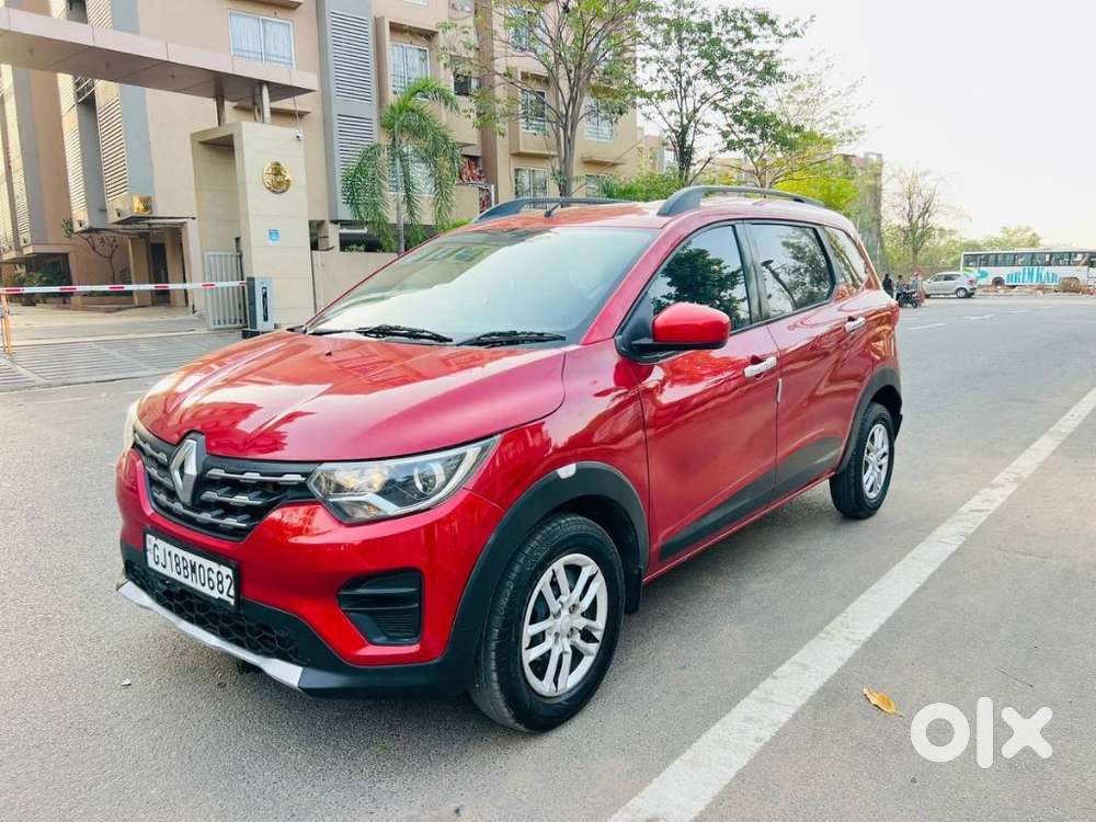 Renault Triber 1.0 Rxz Dual Tone, 2021, Petrol