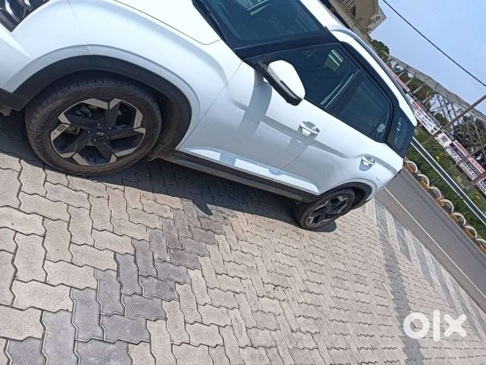 Hyundai Alcazar 1.5 Signature Diesel Mt 6 Str, 2022, Diesel