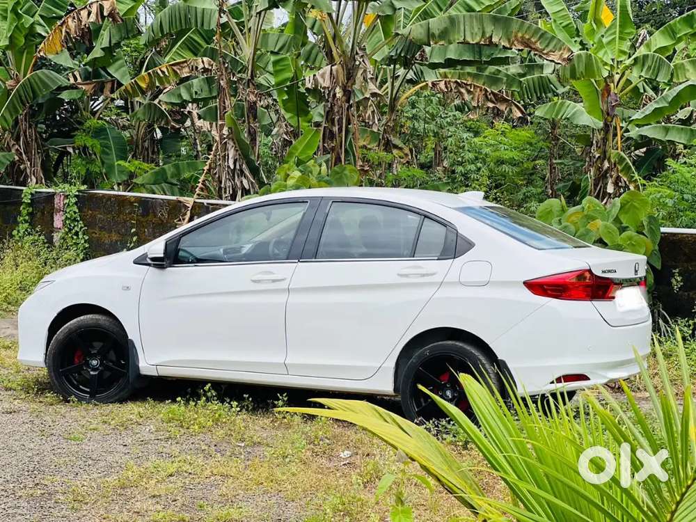Honda City 2016 Diesel Well Maintained