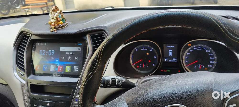 2015 Hyundai Santa Fe 4x2 Automatic Diesel – Single Owner