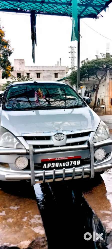 Toyota Innova 2008 Diesel 262000 Km Driven