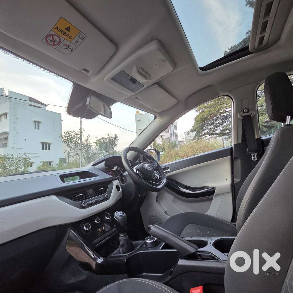 Tata Nexon 1.5 Revotorq Xm (s), 2021, Diesel