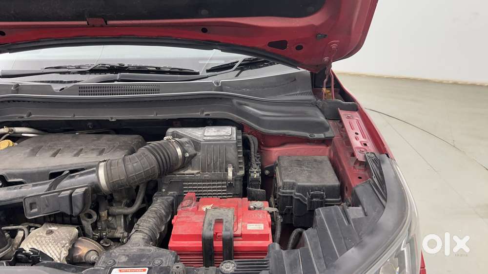 Mahindra Xuv300 W8 Option, 2019, Petrol