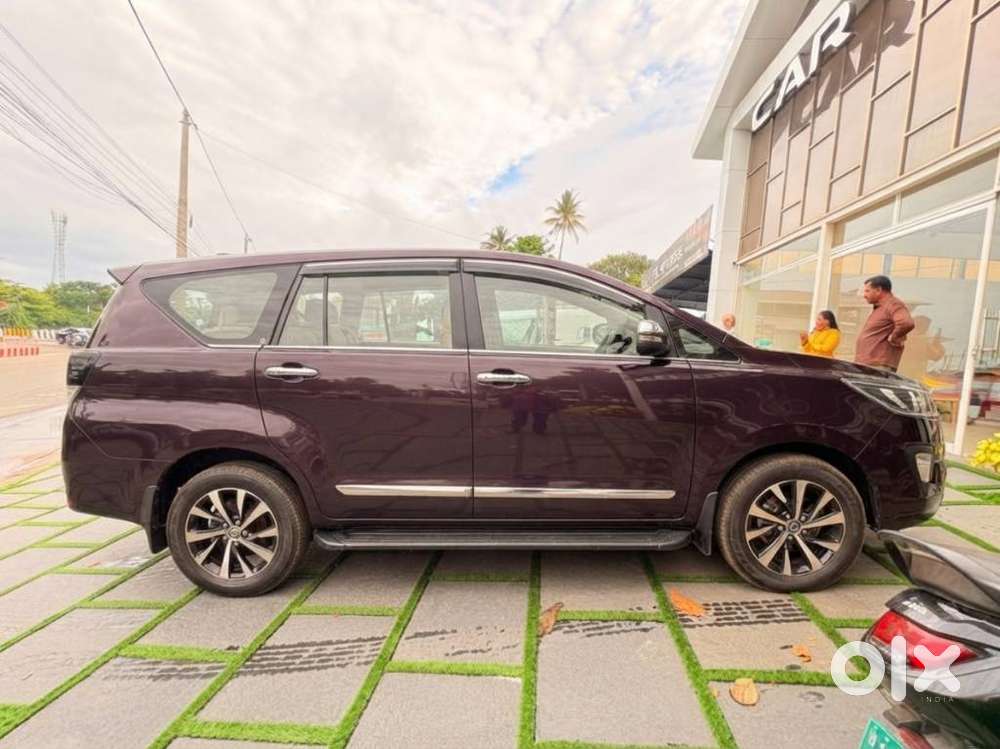 Toyota Innova Crysta 2.8 Zx At 7 Seater, 2021, Diesel