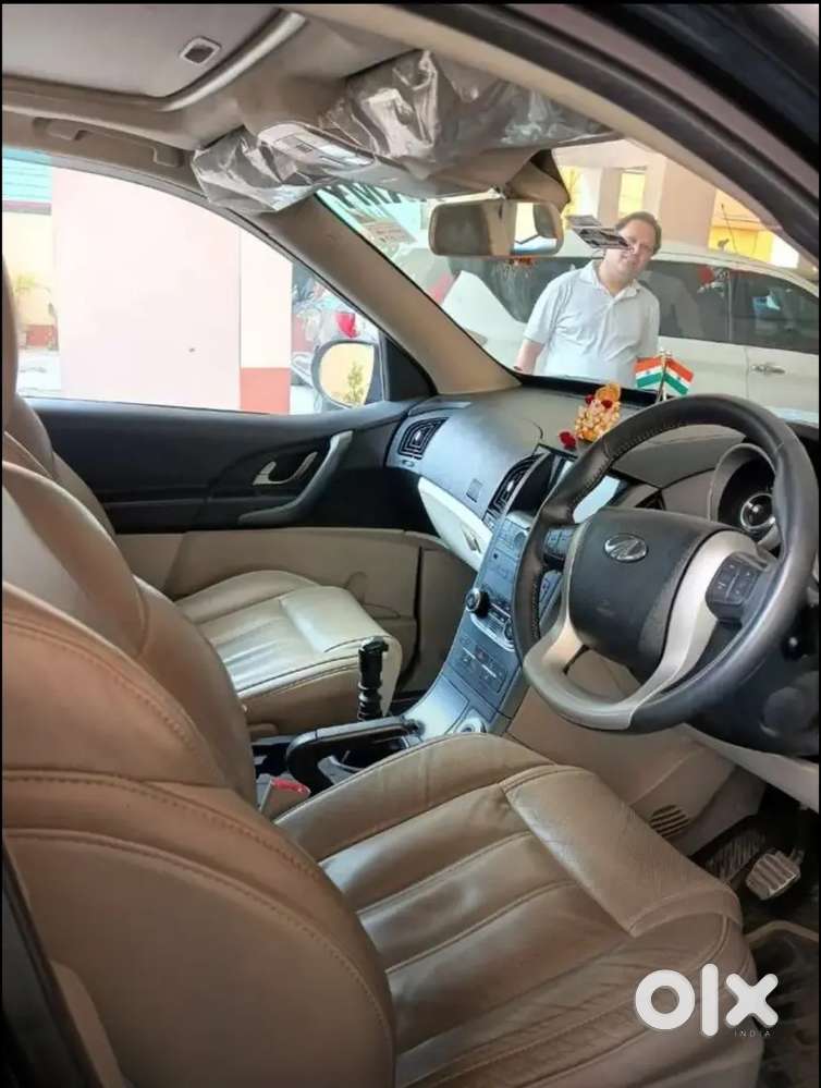 Mahindra Xuv 500 W10 Model/ 24000 Km Driven