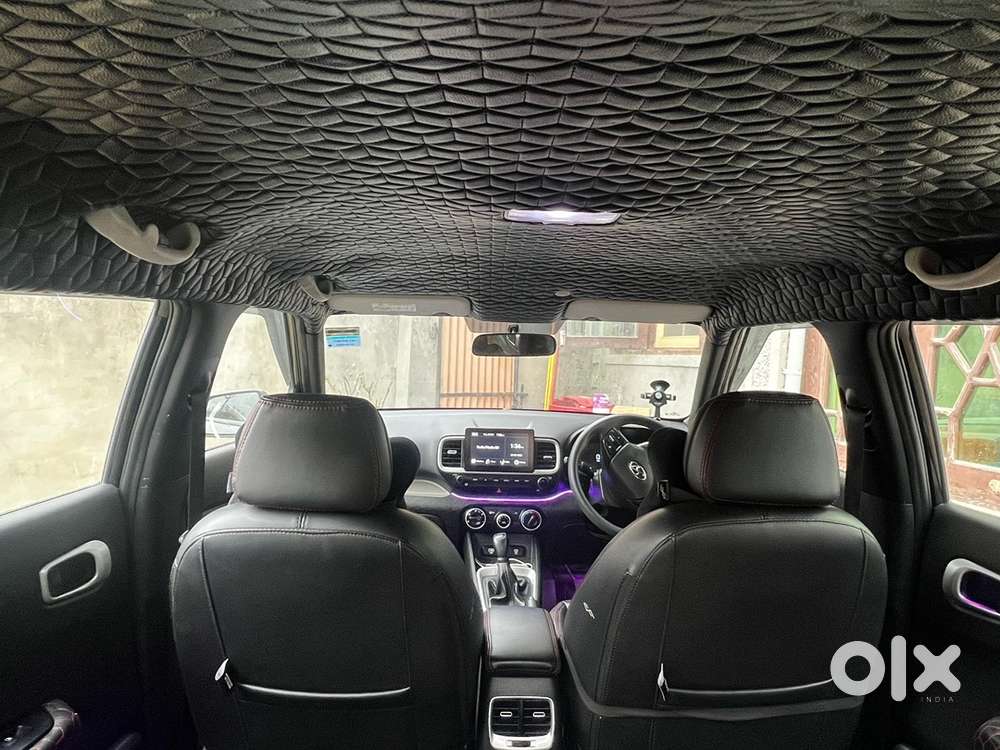 Hyundai Venue 2023 Petrol Well Maintained