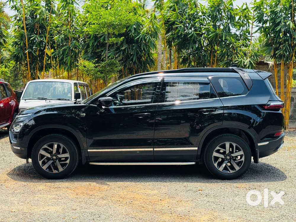 Tata Safari 2.0 Xza Plus 6 S Dark Edition, 2023, Diesel