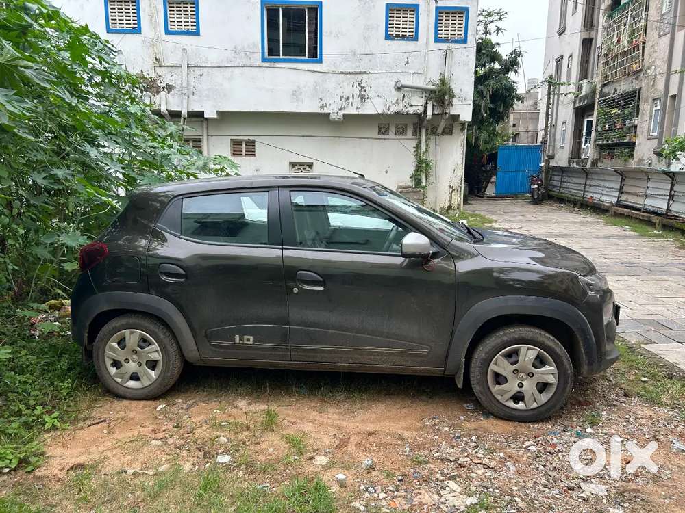 Renault Kwid Petrol Automatic 2023