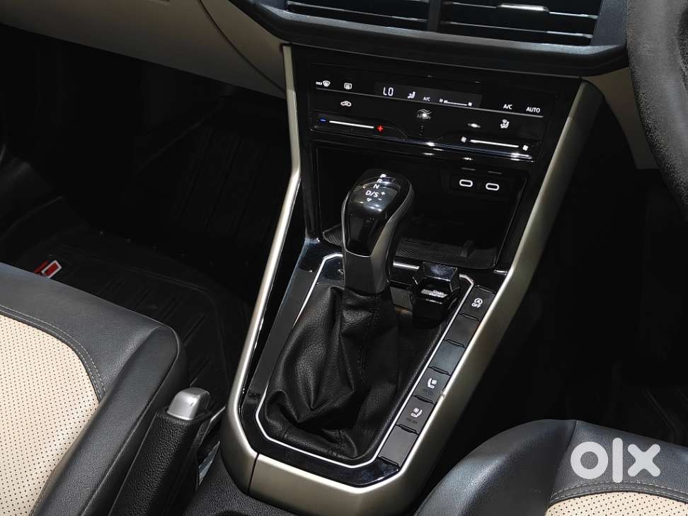 Volkswagen Virtus 1.0 Topline Tsi At, 2023, Petrol