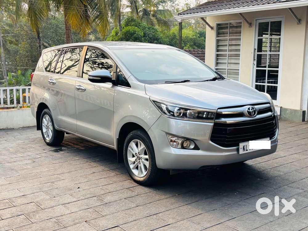Toyota Innova Crysta 2.4 V, 2017, Diesel