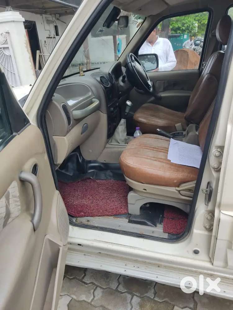 Mahindra Scorpio 2010 Diesel Manual