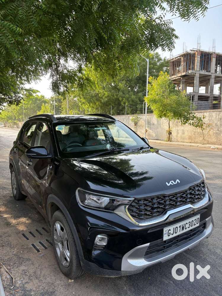 Kia Sonet -- Best Condition -- Automatic Petrol
