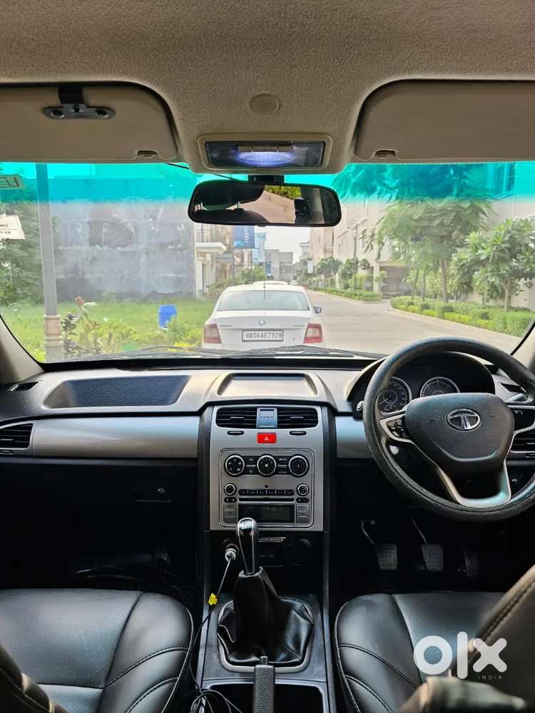Tata Safari Storme 2016