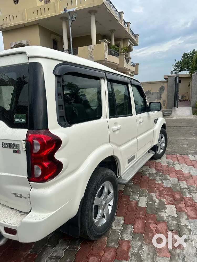 Mahindra Scorpio S5 Plus 2019