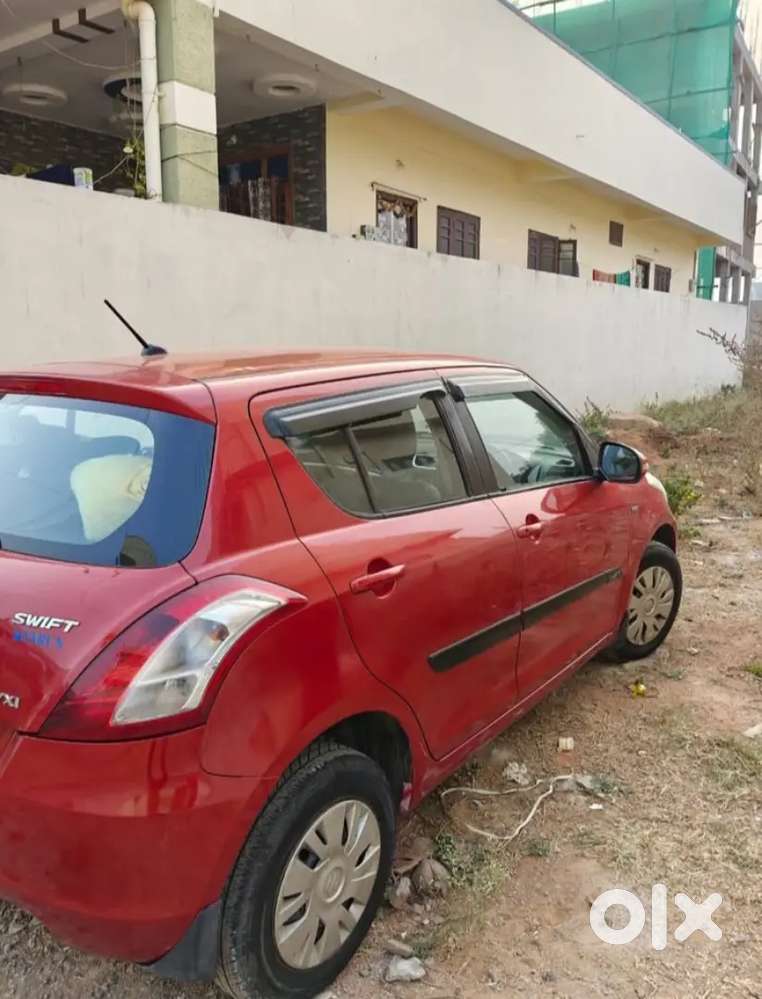 Maruti Suzuki Swift 2012 Petrol 67000 Km Driven