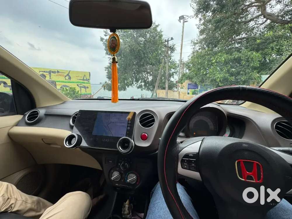 Honda Brio 2013 Petrol Manual 83000 Km Driven