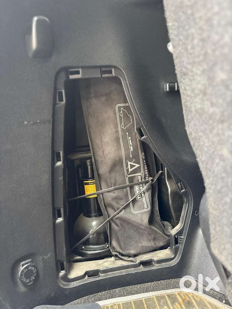 Toyota Diesel Automatic 2018 4/2