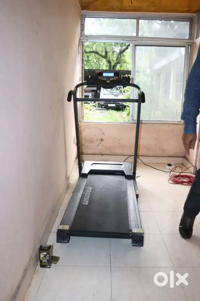 Treadmill indoor excercise machine