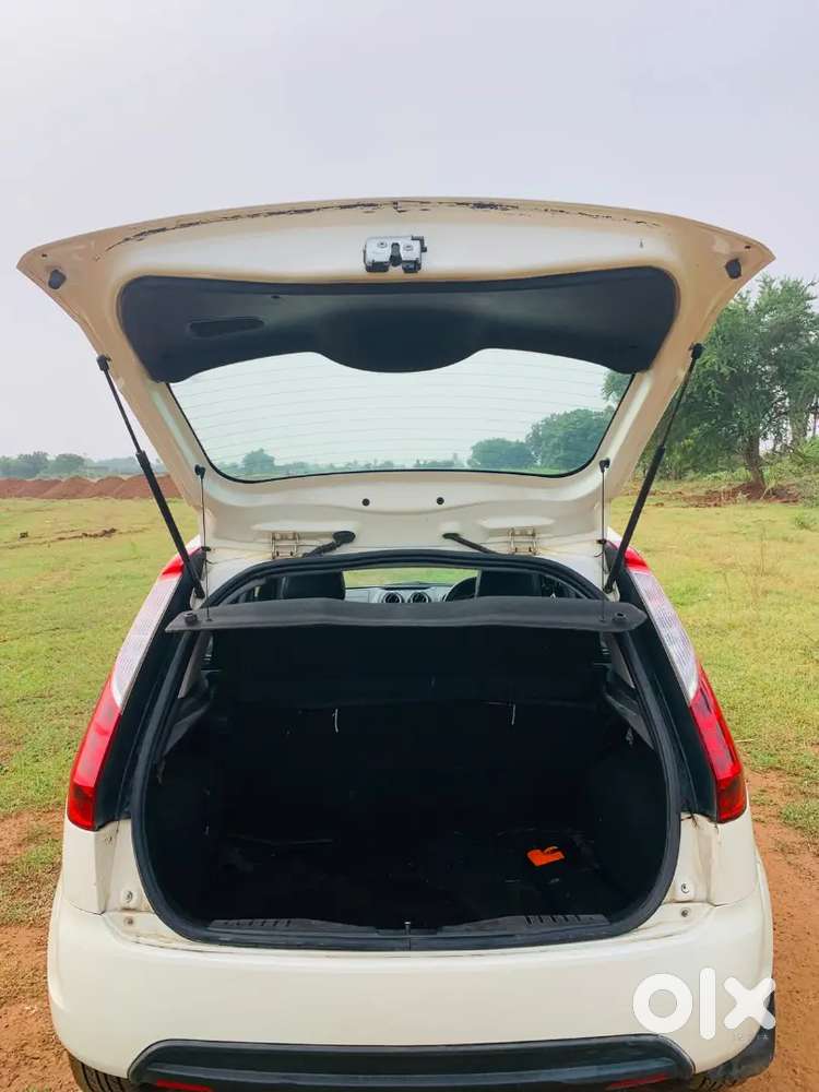 Ford Figo Diesel 2011 Life Valid 2031