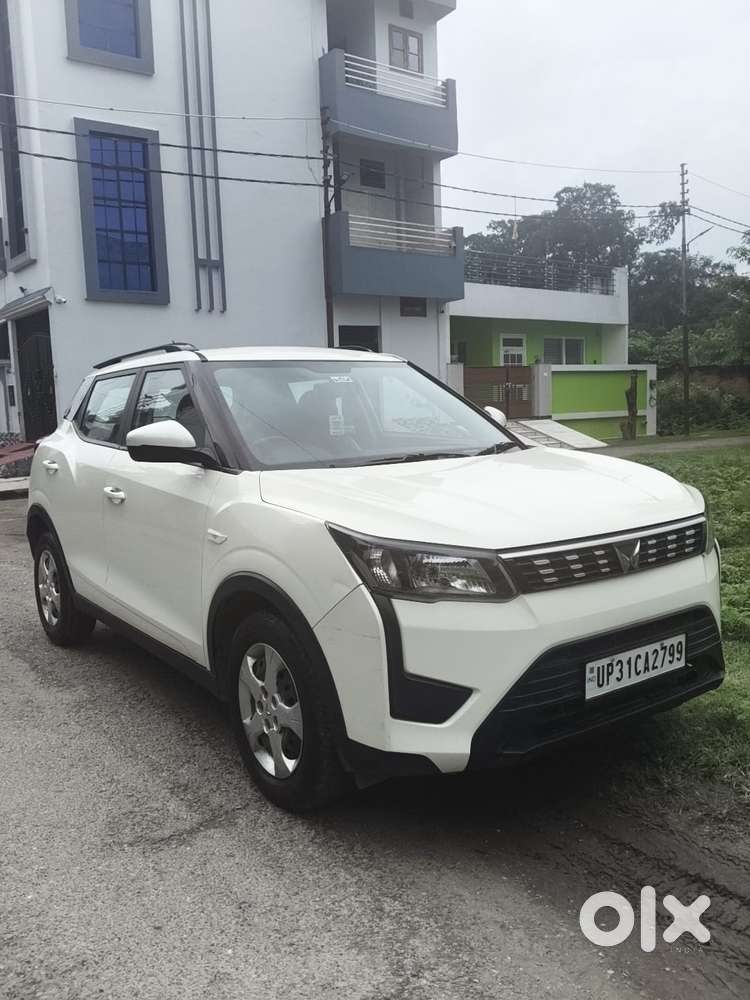 Mahindra Xuv300 W6, 2023, Petrol
