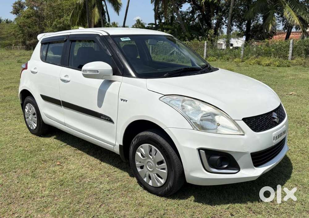 Maruti Suzuki Swift Vxi With Abs, 2015, Petrol