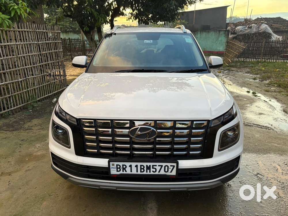 Hyundai Venue S(o) Plus 1.2 Kappa Mt Petrol - Well Maintained