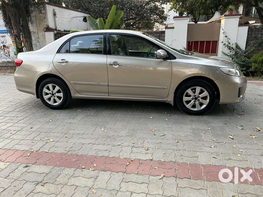 Toyota Corolla Altis 2010-2013 Diesel D4dg, 2011, Diesel