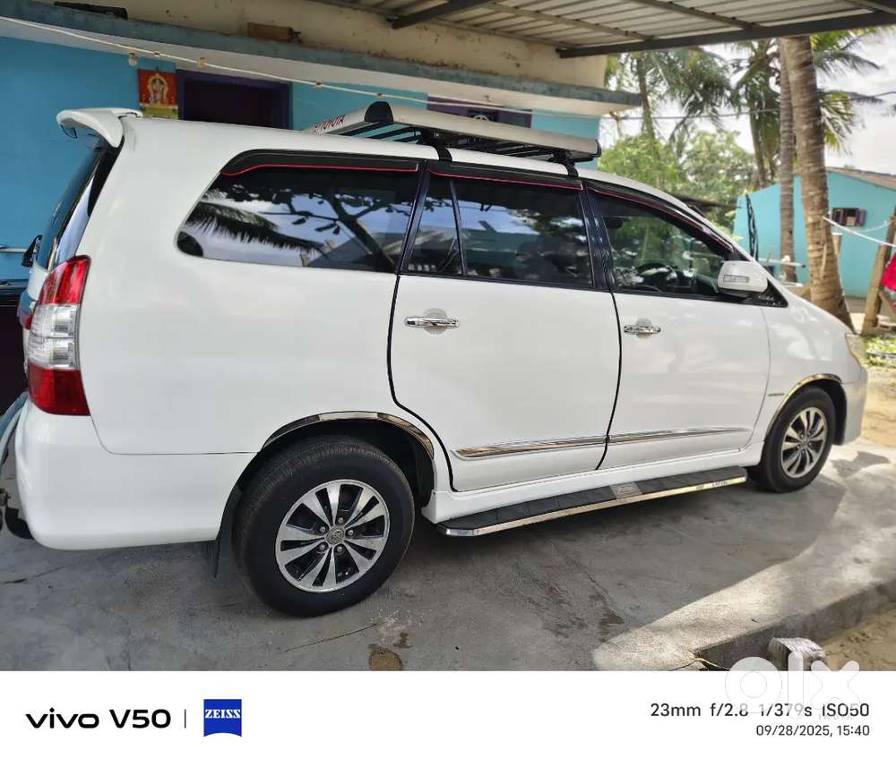 Toyota Innova 2015 Diesel 115000 Km Driven