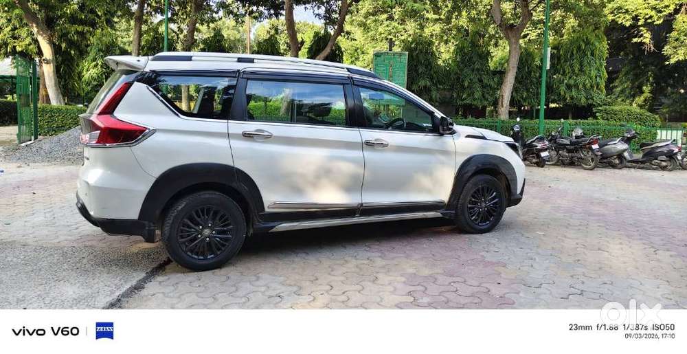 Maruti Suzuki Xl6 1.5 Alpha At, 2019, Petrol